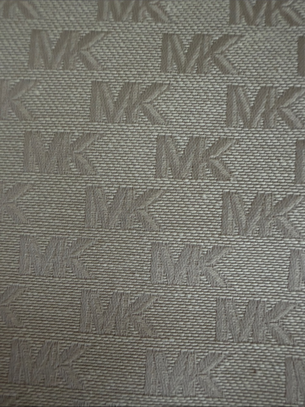 Michael Kors Natural Cream Jet Set Crossbody Bag - Picture 7 of 15